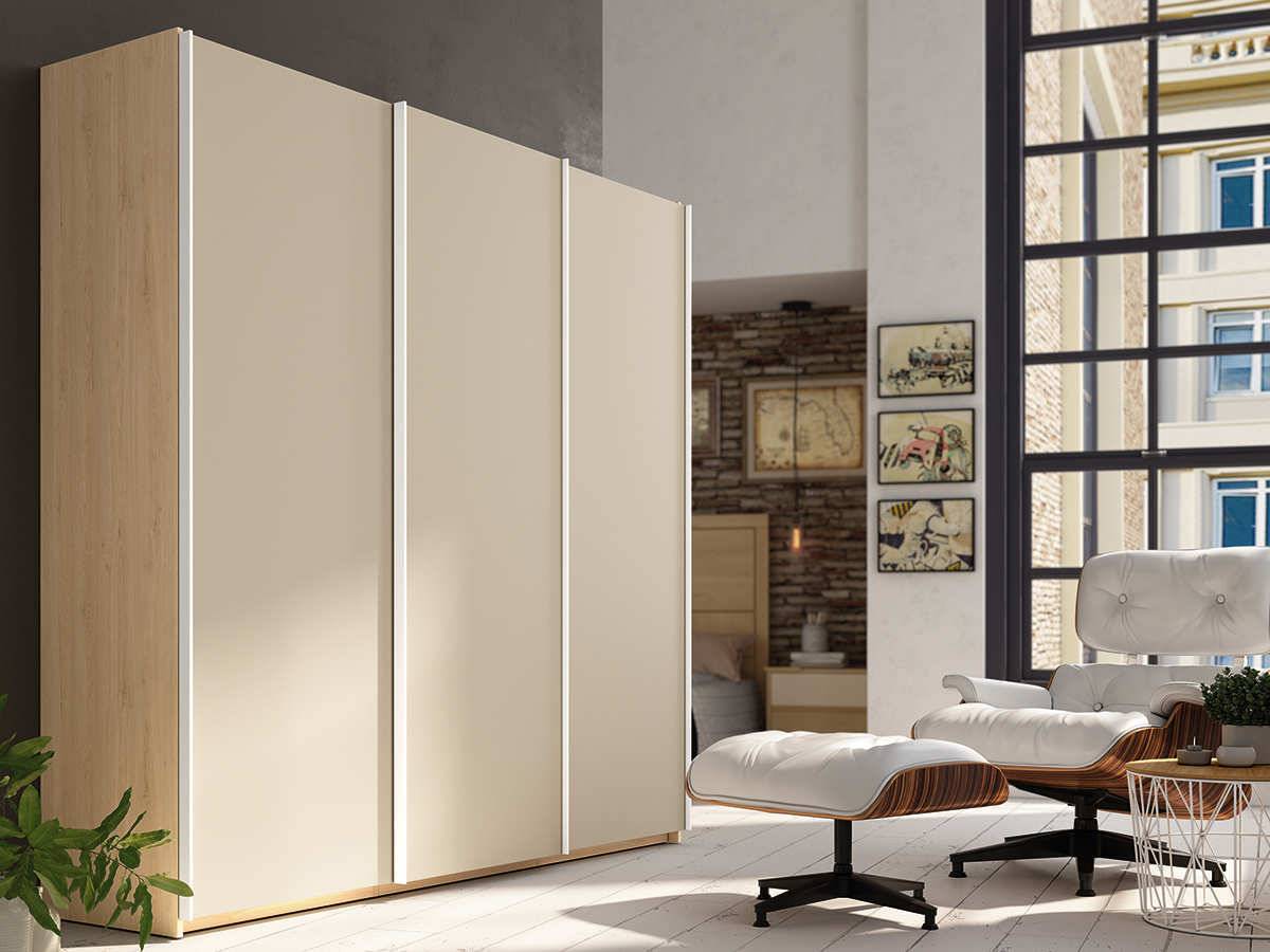  armario   modelo out  de 236 cm  dotado de 3puertas correderas de estilo moderno. Modelo DORMITORIO-MATRIMONIO-GHIO-80