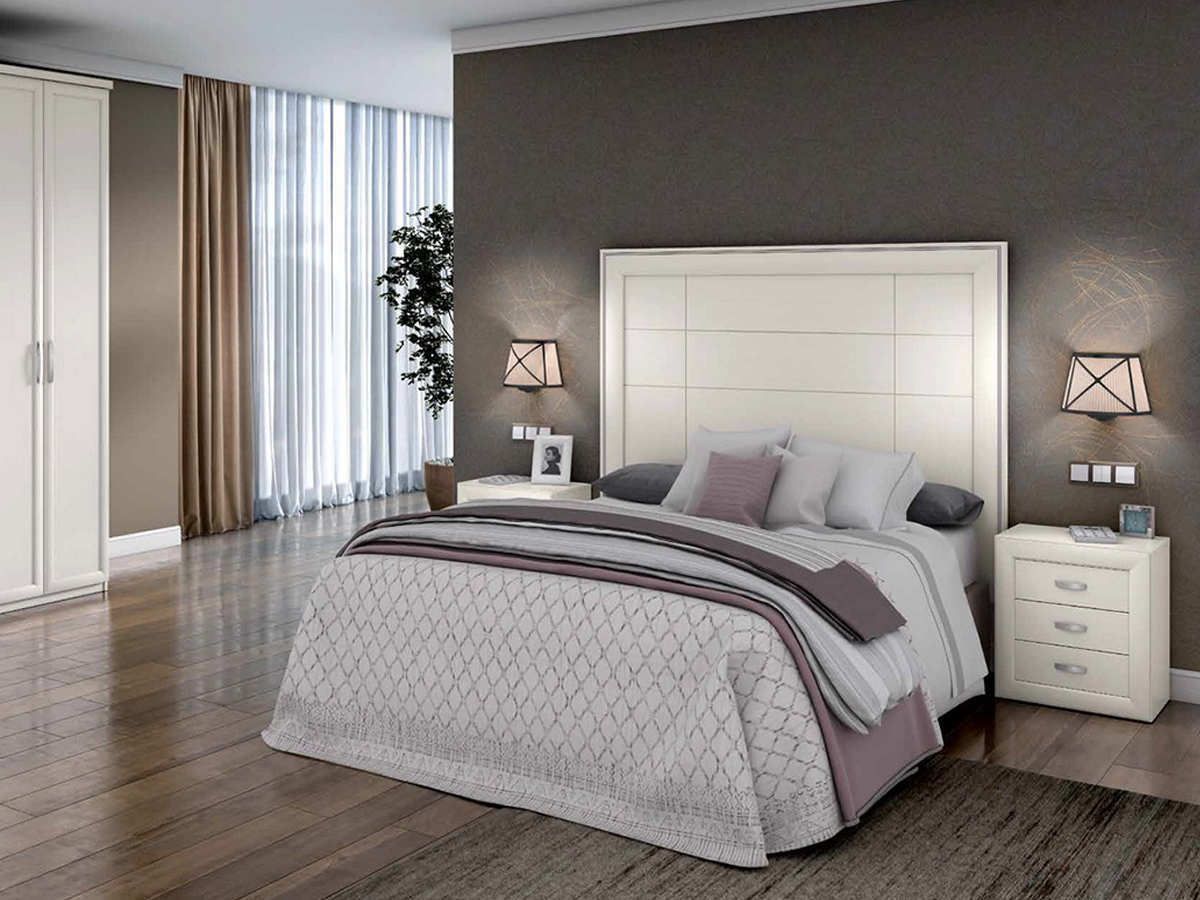  dormitorio clásico con cabecero de pared 180×170, mesitas de dos cajones y patas de madera.. Modelo PARMA-4024
