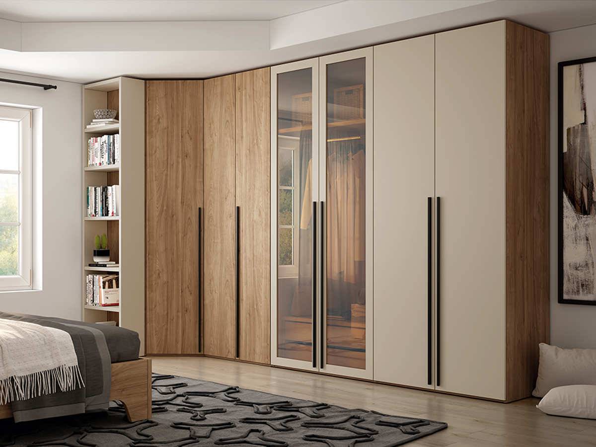  vestidor rincon que combina puertas lisas con puertas centrales de cristal mas estanteria terminal en armario rincon. Modelo DORMITORIO-MATRIMONIO-GHIO-75