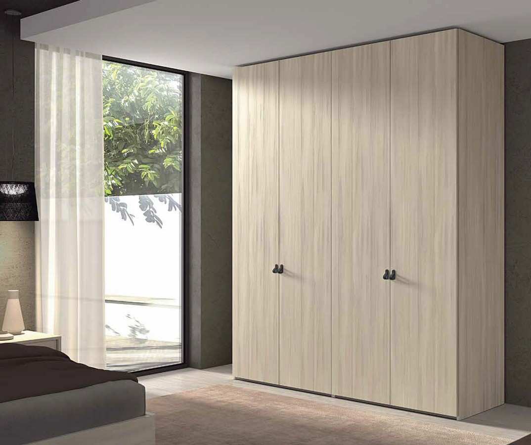  armario en acabado taiga con armazón de 4 puertas  batientes  240x201  cm  y 4 puertas lisas de 240x49 cm   . Modelo ECLIPSE-51, imagen 1