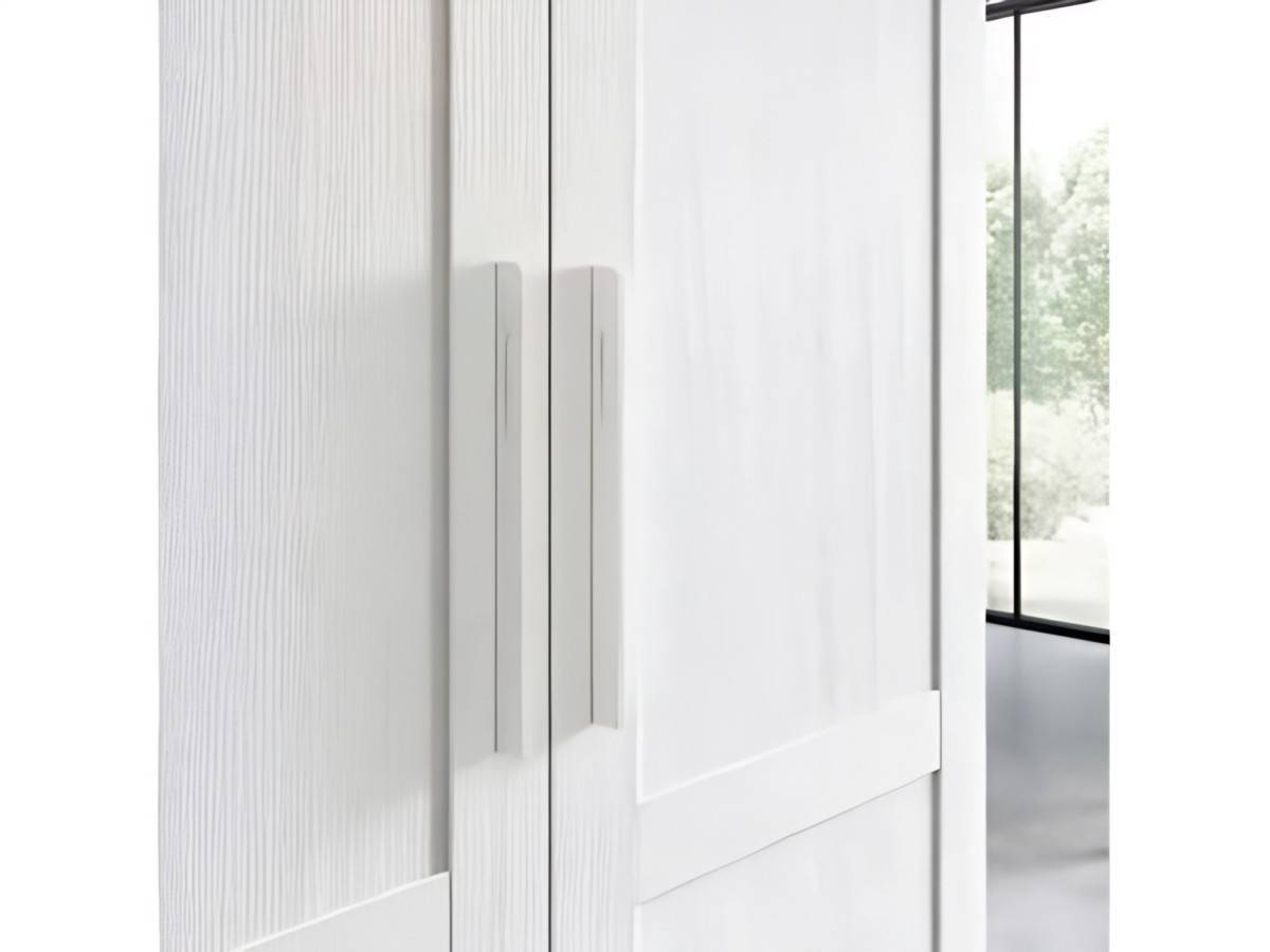  armario de 4puertas batientes de 200cm con original diseño  enmarcado con marqueteria que divide la puerta en tres paneles independientes y tirador estandar central. Modelo EOS-58, imagen 3