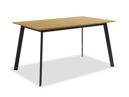 mesa fija de diseño vanguardista. patas metálicas color negro. sobre rectangular biselado. acabado en chapa natural de roble. disponible en 2 medidas.<br><br>la mesa de comedor pérsico tiene un estilo vanguardista y muy moderno. además, es una mesa extensible ideal para un comedor de diseño, donde sin duda no pasará desapercibida. muy adecuada también para la optimización del espacio en el hogar.<br><br>por otro lado, las patas de esta mesa son metálicas en color negro y el sobre rectangular en chapa natural de roble, tiene un acabado biselado.<br><br>medidas: 140 x 80 x 75 cm <br><br> otras medidas disponibles 160 x 90 x 75 cm mesa salon comedor l140 l160 Modelo BGL-PERSICO