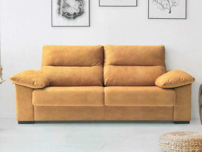 el cómodo sofá cama con apertura de sistema italiano es la solución Modelo SOFA-CAMA-HUGO-FB - ideal para quienes buscan una opción de sofá que optimice el espacio disponible 