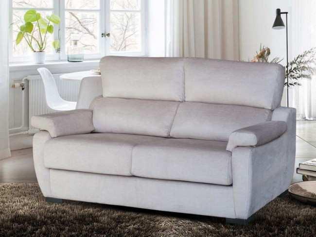 elegante sofá de 3 plazas rum, con un diseño sofisticado y funcionalidades Modelo MS-SOFA-RUM  