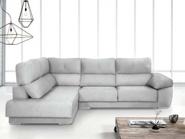 Rinconera mullida y acolchada con diseño de pata al suelo y respaldos adicionales en el modulo de la chaise totalmente reclinables. modelo HKR-RINCON-ANDROMEDA