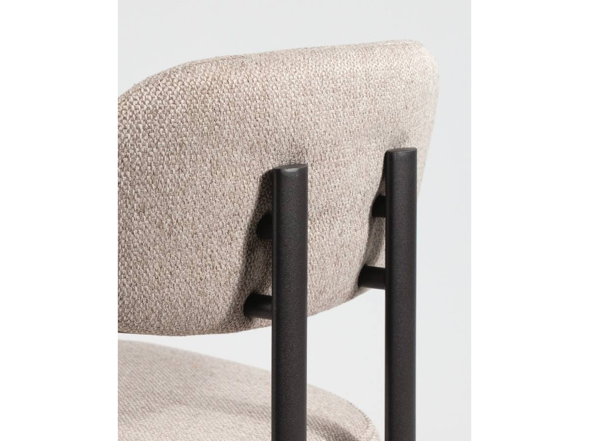  silla durban con tapizado marrón y patas metálicas negras. Modelo BGL-DURBAN, imagen 9