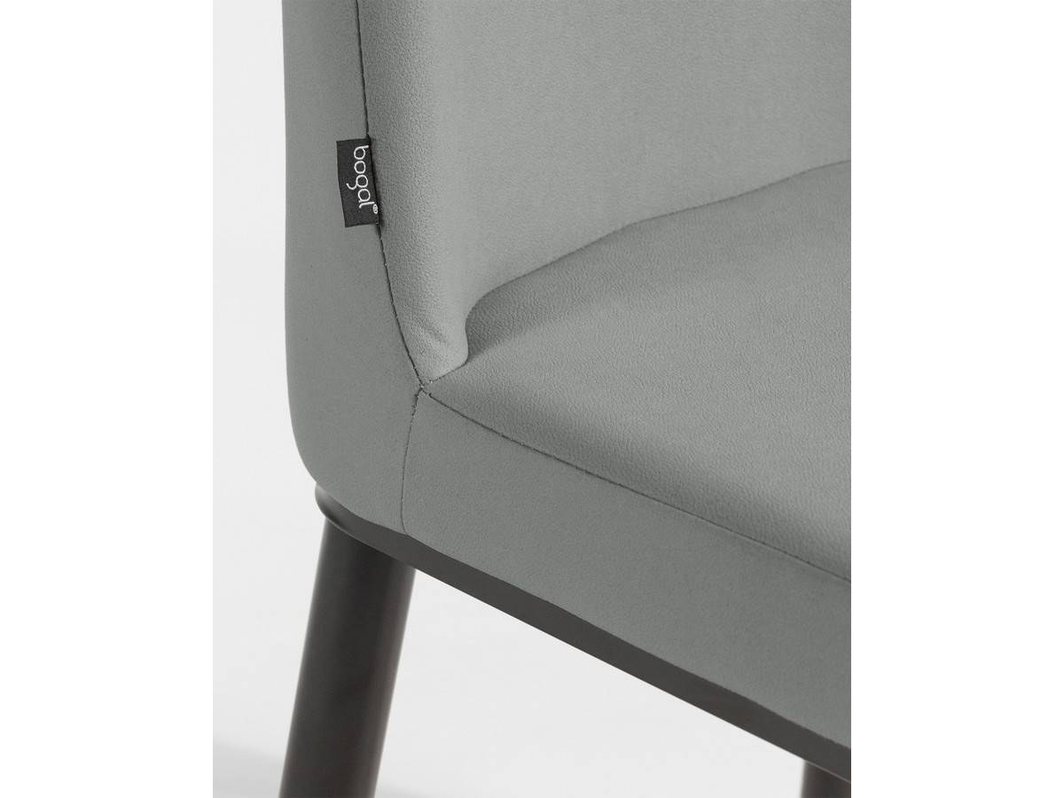  silla moderna de metal en color gris claro con patas negras. Modelo BGL-OSLO-GRIS, imagen 16