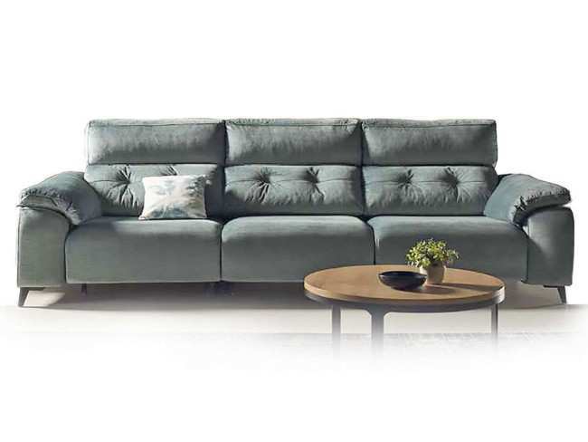 sofá de 4 plazas comfy con patas altas y diseño moderno. largo de 288 cm para más comodidad, asientos extensibles y cabezales reclinables con acabado capitoné. Modelo SOFA-CARRO-COMFY-CLD