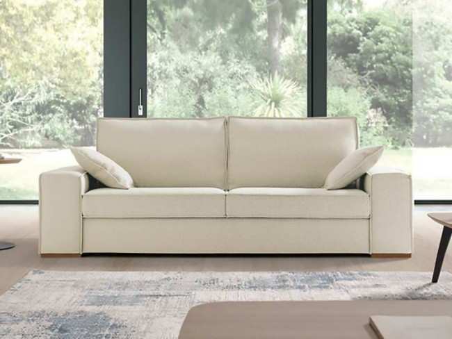 el modelo de sofá de 4 plazas, con una longitud de 230 cm, destaca por su tapizado en tela franciacorta 20, que le otorga un aspecto elegante y moderno. las patas del sofá están fabricadas en madera de roble, añadiendo un toque de estilo natural y duradero. este sofá de estilo moderno presenta brazos rectos, que le brindan un diseño limpio y contemporáneo. Modelo SOFA-URB-XANA-EXPRESS