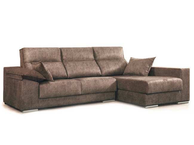 Modelo destaca entre sofás chaise longue modelo CHAISE-EXTENSIBLE-OSLO-AYS - Imagen 1